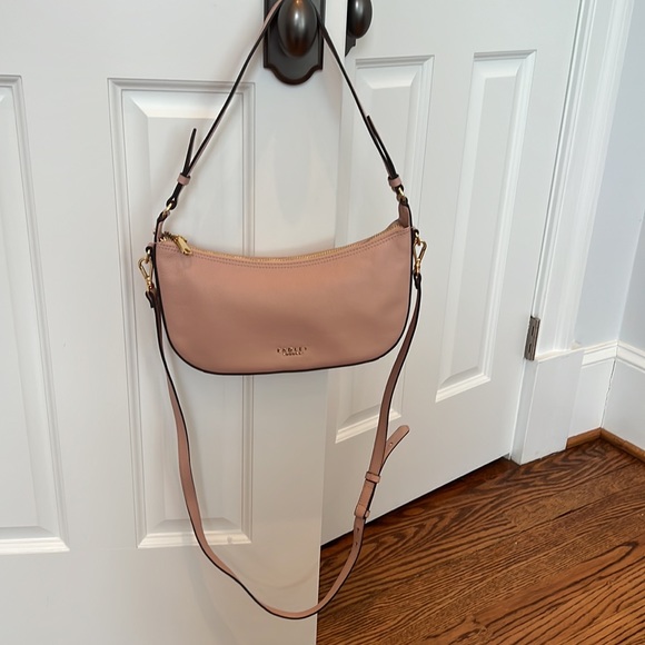 NWOT beautiful Radley bag in soft pebbled leather. - Picture 4 of 15